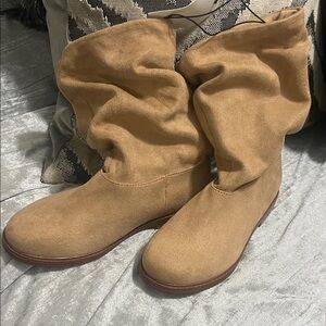 Tan Suede girls Boots from H&M